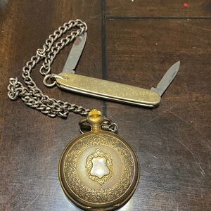 Majestron Gold Pocket Watch and Knife Set